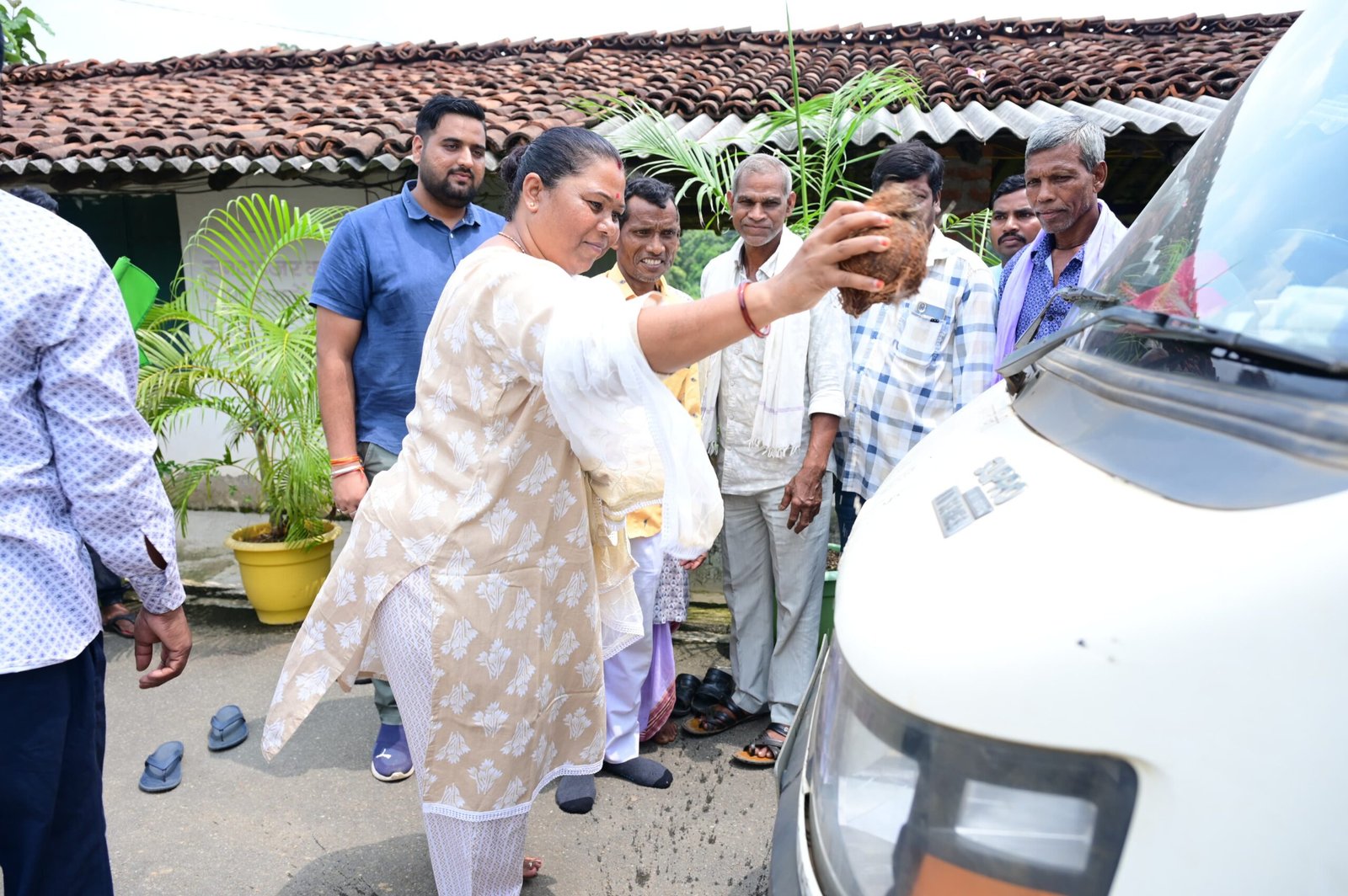 मुंडाडीह से रवाना हुआ “प्रधानमंत्री सूर्य घर मुफ्त बिजली योजना” प्रसार रथ