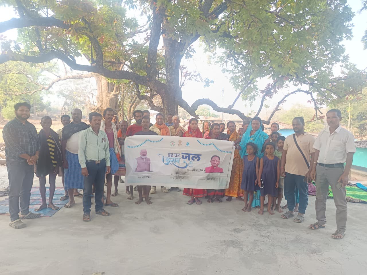 जशपुर का दुर्गम गांव ‘बस्तला’ बना मिसाल: पहाड़ियों के बीच हर घर पहुँचा नल से जल, महिलाओं को मिली कोसों पैदल चलने से मुक्ति