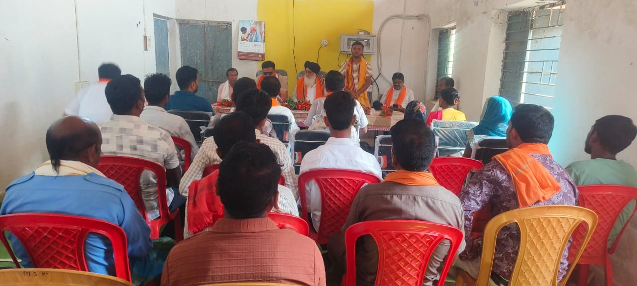 खाडामाचा में भाजपा मंडल की मासिक बैठक संपन्न: संगठन को बूथ स्तर तक मजबूत बनाने पर पदाधिकारियों का जोर