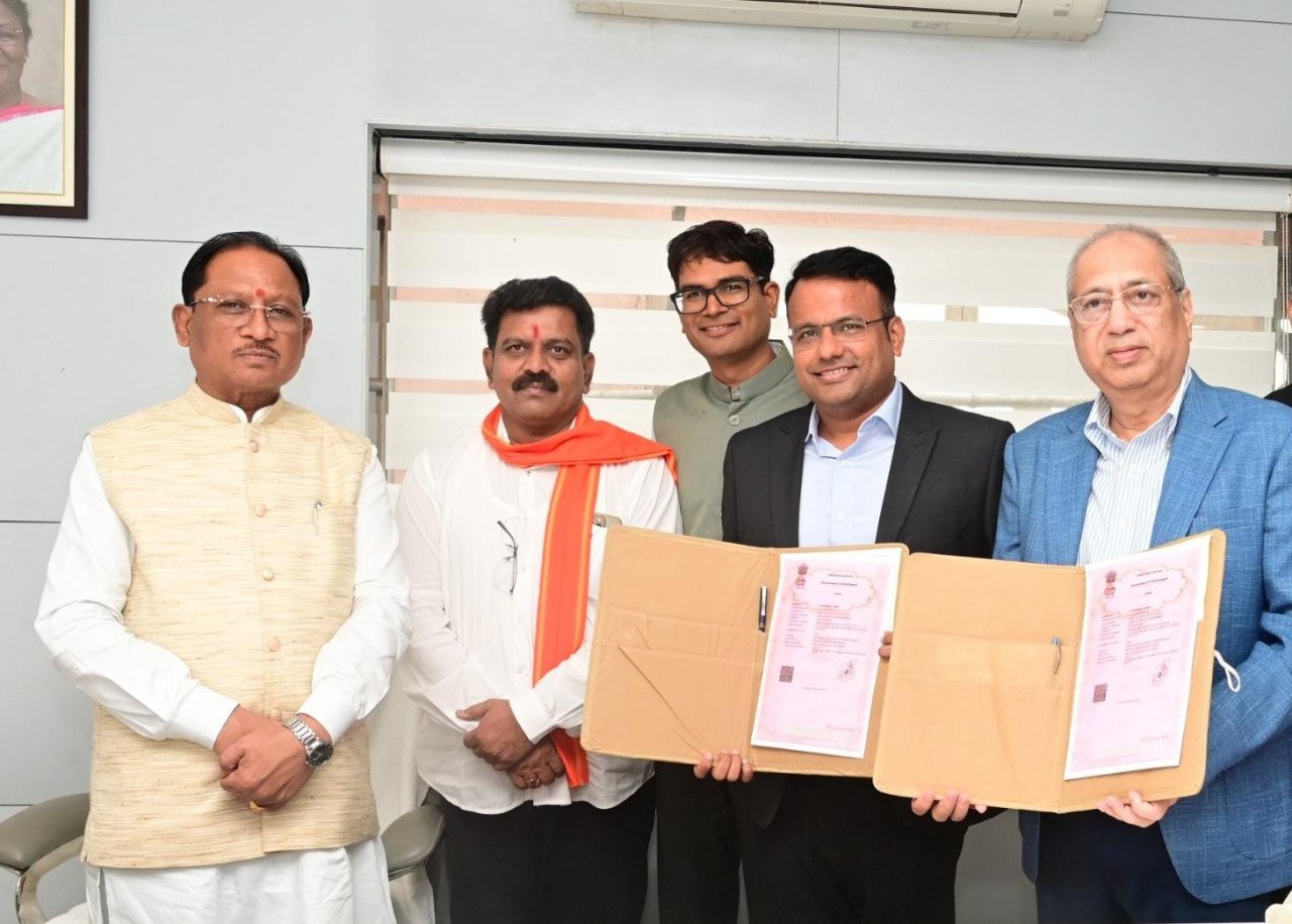 नवा रायपुर में खुलेगा देश का प्रतिष्ठित NMIMS कैंपस: 40 एकड़ में आकार लेगा संस्थान, CM साय की मौजूदगी में लीज अनुबंध और भूमि रजिस्ट्री पूरी